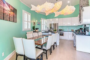 Walk or Bike to Shore: Pensacola Beach Retreat!