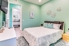 Walk or Bike to Shore: Pensacola Beach Retreat!