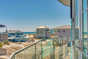 Walk or Bike to Shore: Pensacola Beach Retreat!