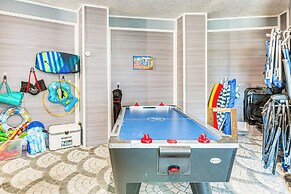 Walk or Bike to Shore: Pensacola Beach Retreat!