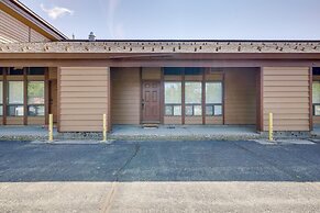 Walk to Payette Lake: Mccall Condo w/ Fireplace