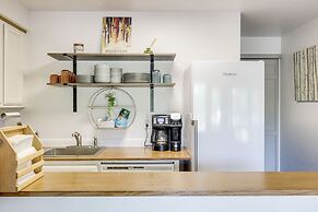 Walk to Payette Lake: Mccall Condo w/ Fireplace