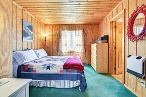 3 Mi to Catskill Scenic Trail: Stamford Cottage