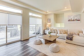 7 Mi to Denver Int'l Airport: Bright Home w/ Yard