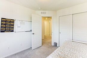 7 Mi to Denver Int'l Airport: Bright Home w/ Yard