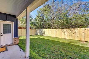 Pet-friendly Pensacola Home: Central Location