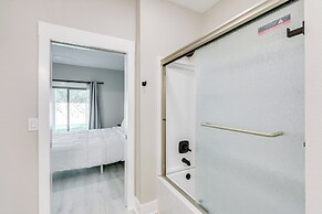 Pet-friendly Pensacola Home: Central Location