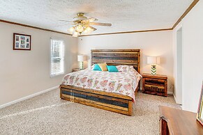 Fish On-site: Lake Murray Family Home