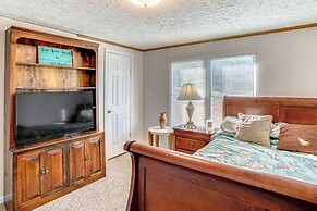 Fish On-site: Lake Murray Family Home