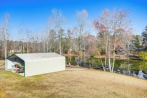 Fish On-site: Lake Murray Family Home