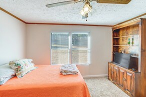 Fish On-site: Lake Murray Family Home