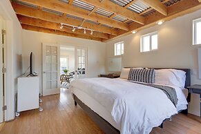 Dog-friendly Home w/ Fenced Yard in Los Cerrillos