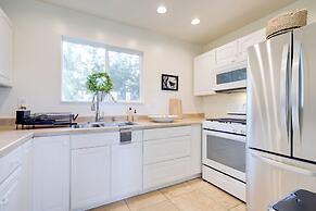 Dog-friendly Home w/ Fenced Yard in Los Cerrillos