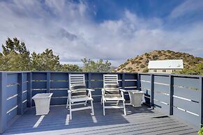 Dog-friendly Home w/ Fenced Yard in Los Cerrillos