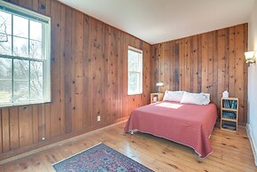 Spacious & Updated Farmhouse in Yellow Springs