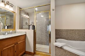 Villa 2082 2 Bed 2 Bath Full Kitchen 2 Bedroom Villa