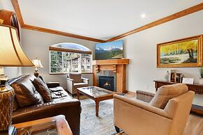 Villa 2082 2 Bed 2 Bath Full Kitchen 2 Bedroom Villa