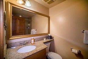 Villa 2082 2 Bed 2 Bath Full Kitchen 2 Bedroom Villa