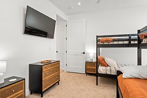 Sunstone 6 Bedroom Home