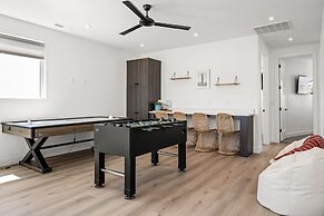 Sunstone 6 Bedroom Home