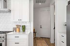 Sunstone 6 Bedroom Home