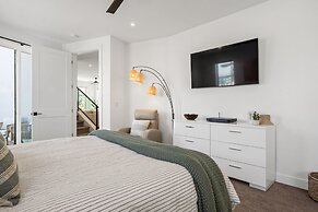 Sunstone 6 Bedroom Home