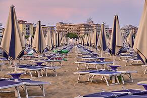 Spacious Apartment With Terrace and Pool in Bibione