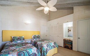 Maltese Falcon Villa 3bd by Zenbreak