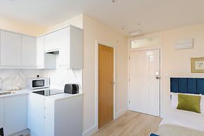 Crendon House Boutique Hotel