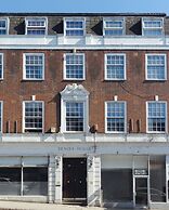 Crendon House Boutique Hotel