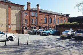 Crendon House Boutique Hotel