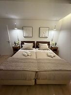 Our Douro Modern Classic Suites Pool Flat