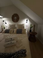 Our Douro Modern Classic Suites Pool Flat