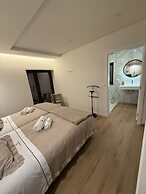 Our Douro Modern Classic Suites Pool Flat