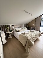 Our Douro Vintage Pool Flat