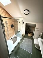 Our Douro Vintage Pool Flat