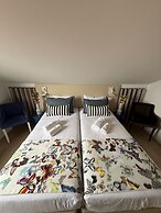 Our Douro Vintage Pool Flat