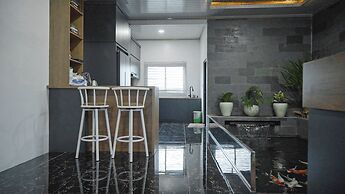 Green Mountain Villa Garut