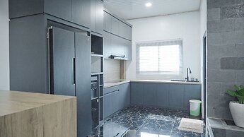 Green Mountain Villa Garut