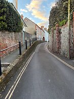 Arundel Cottage Retreat