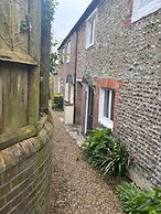 Arundel Cottage Retreat