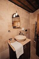 7 Oda Kapadokya Cave House