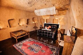 7 Oda Kapadokya Cave House