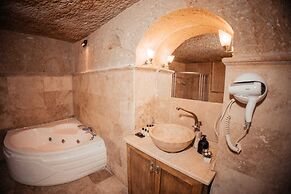 7 Oda Kapadokya Cave House