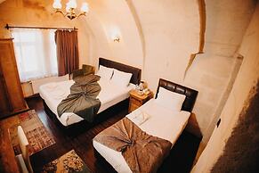 7 Oda Kapadokya Cave House