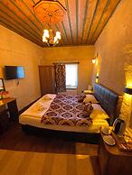 7 Oda Kapadokya Cave House