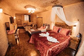 7 Oda Kapadokya Cave House