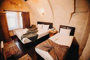 7 Oda Kapadokya Cave House