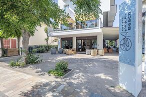 Hotel Avana
