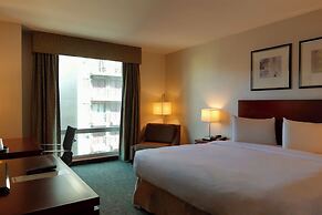 LIC Manhattan View Hotel